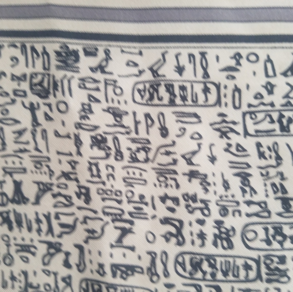 Vintage MCM Ancient Egyptian Hieroglyphs Tan/Black Square Scarf 24" Square - Picture 7 of 11